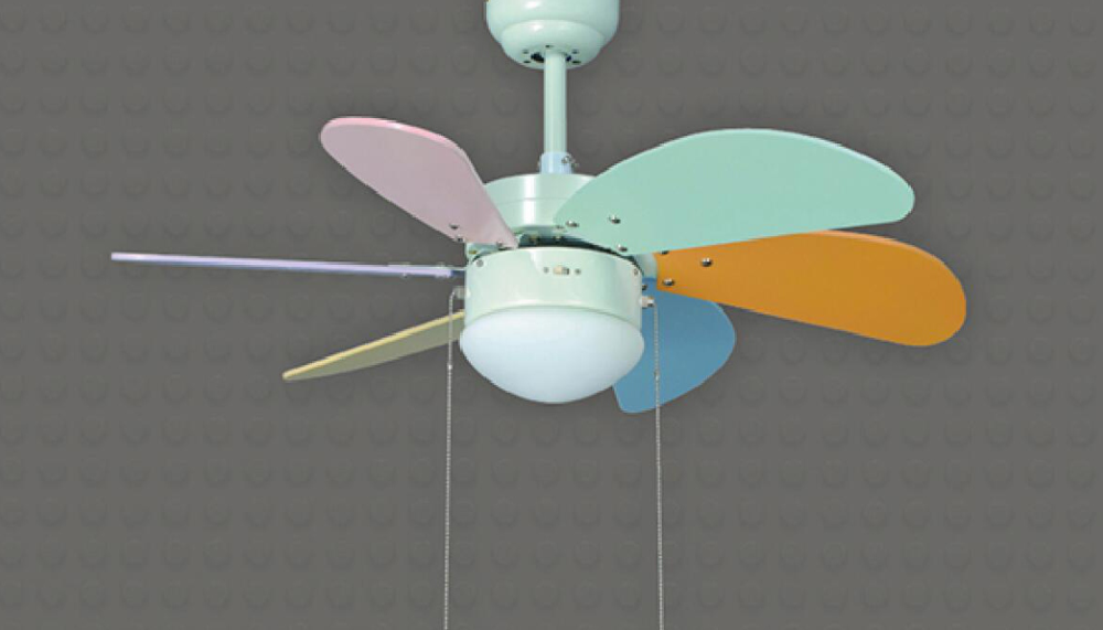 Noitavonne 32" Ceiling Fan - White Finish